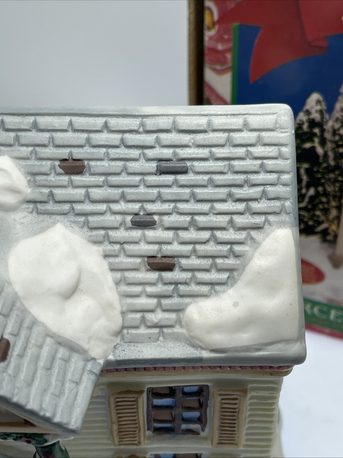 Dickensville Two Story Residential Christmas Village House With Dept 56 Light