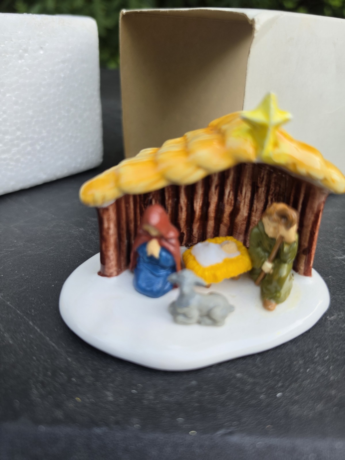 Vintage Dept 56 Snow Village “Outdoor Nativity Scene” #5135-7 In Box