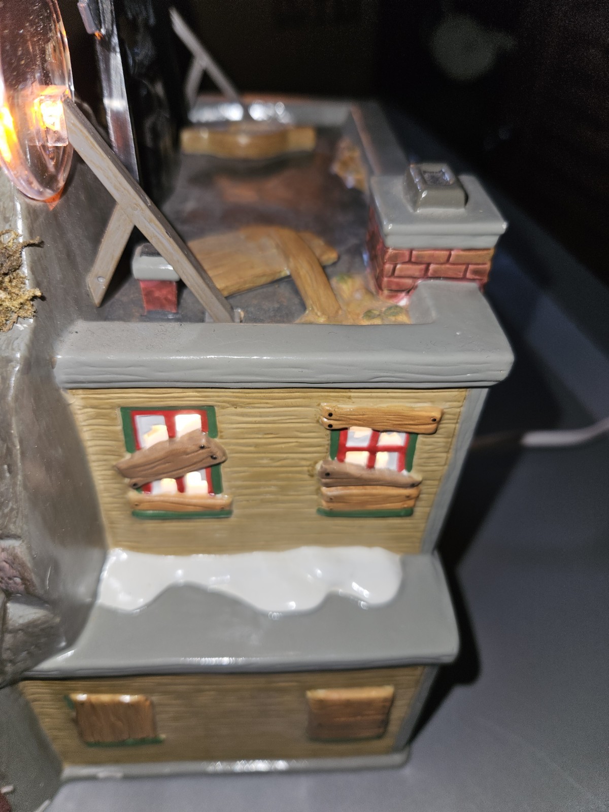 Dept 56 – Haunted Fun House