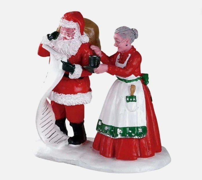 2006 LEMAX CHOCOLATE TO GO FIGURINE-SANTA AND MRS CLAUS-CHRISTAMAS VILLAGE DECOR