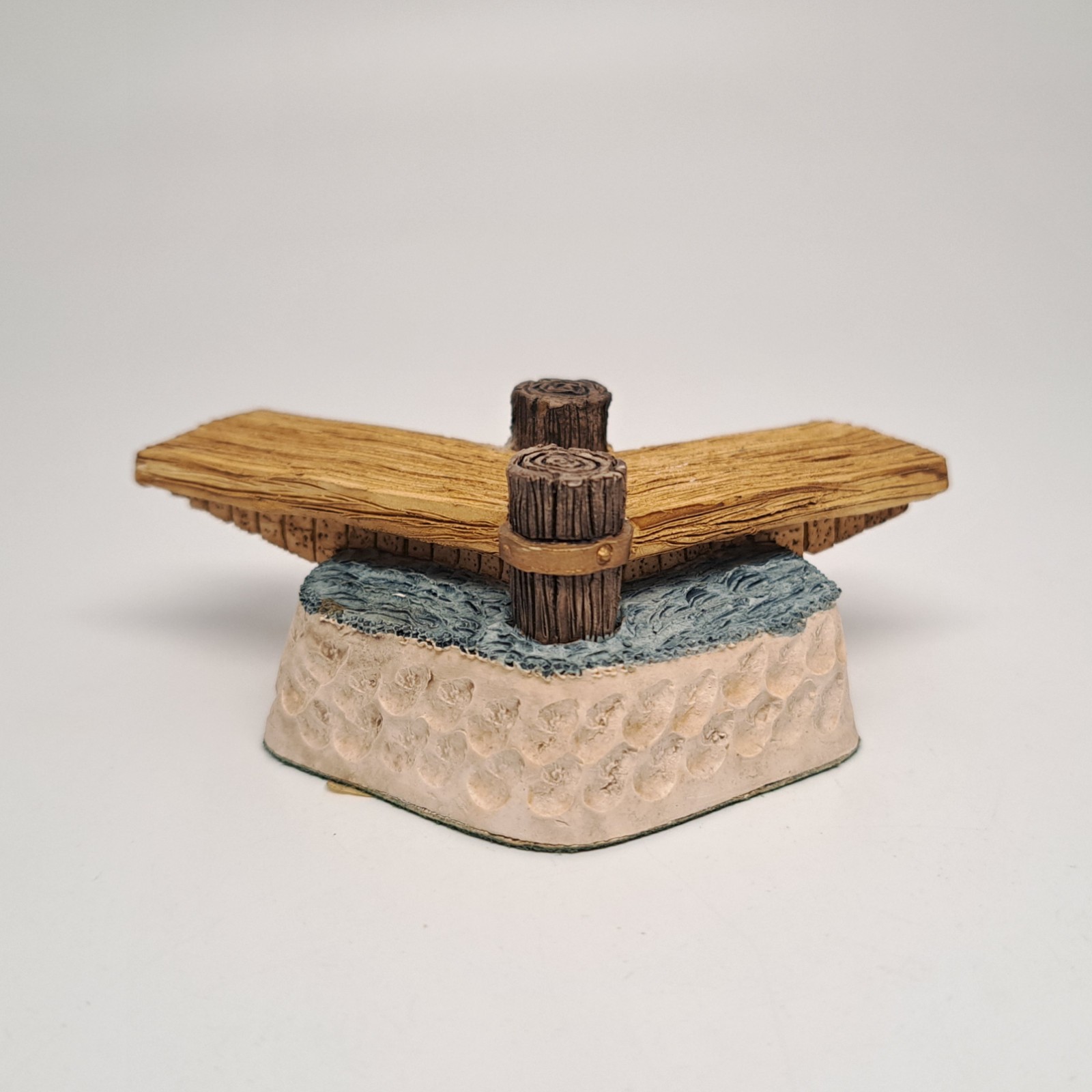 David Winter Cottages Fisherman’s Shanty 1995 w/ Box & COA Vintage