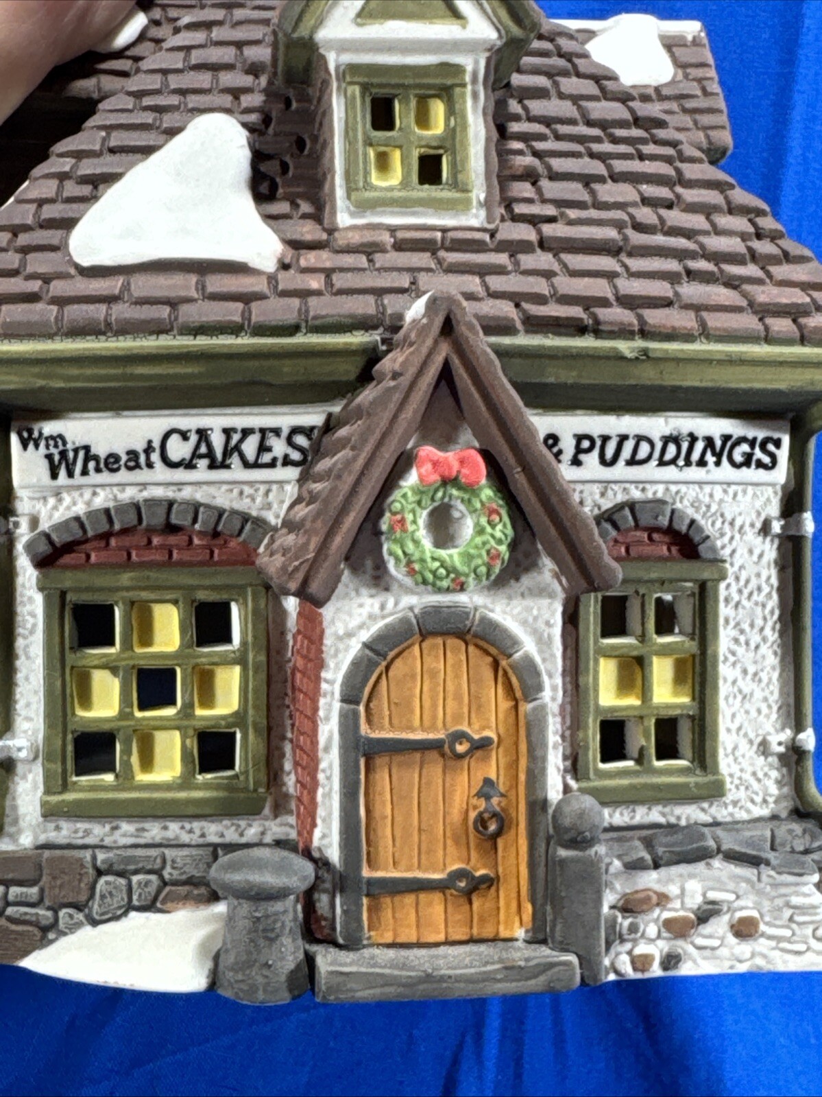 Dept 56 Dickens Village WM. Wheat Cakes & Puddings #5808-4 Christmas Lighted