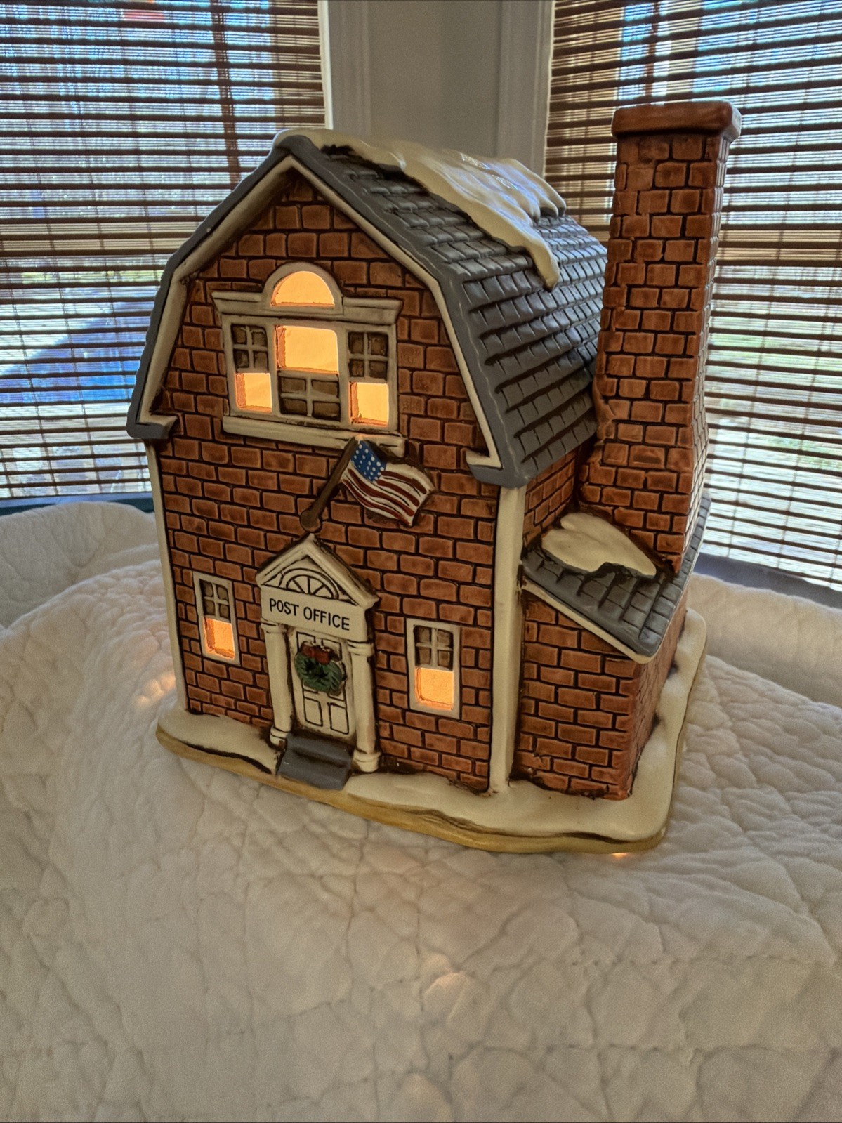 Vtg 1989 Lefton Colonial Village Post Office Christmas Winter House Lights Up
