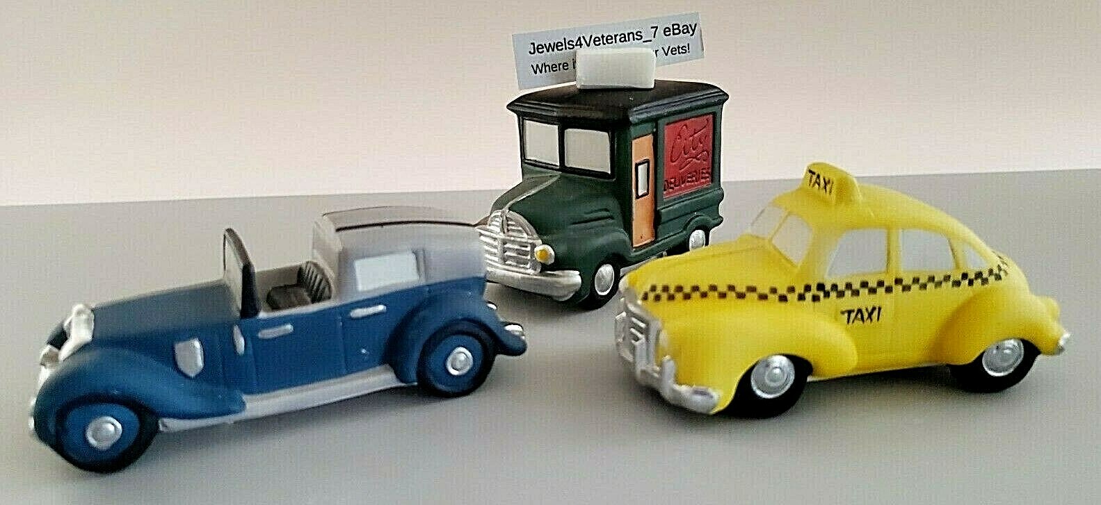 Department 56 Christmas in the City Automobiles Set of 3 #5964-1 Retired💖