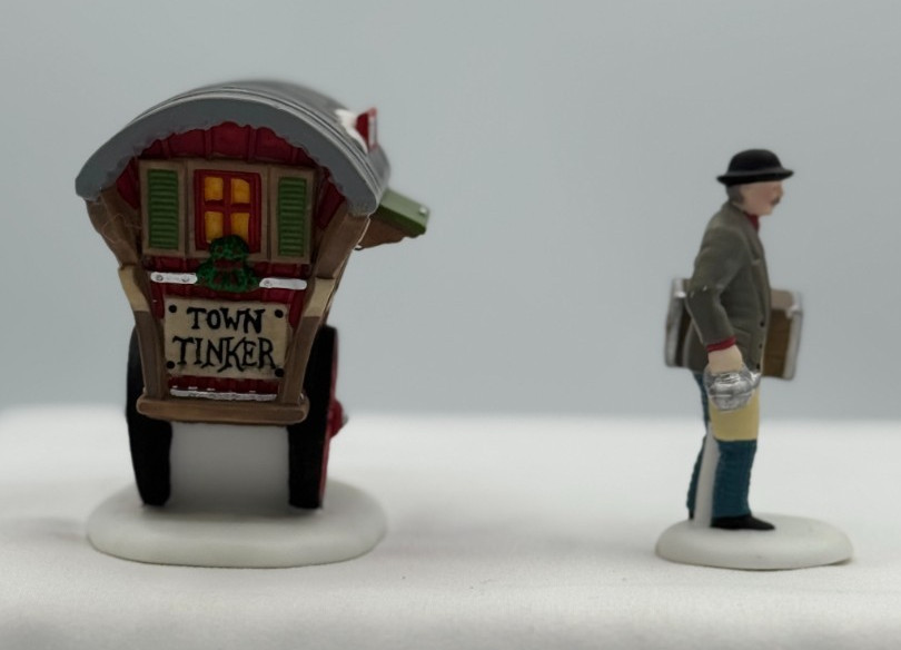 Dept 56 “Town Tinker” Set of 2 Hand Painted Porcelain Accessories #5646-4