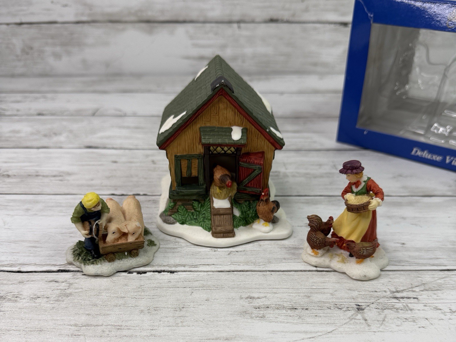Heartland Vallley Village O’Well Farm Accessories Hen house chickens pigs READ