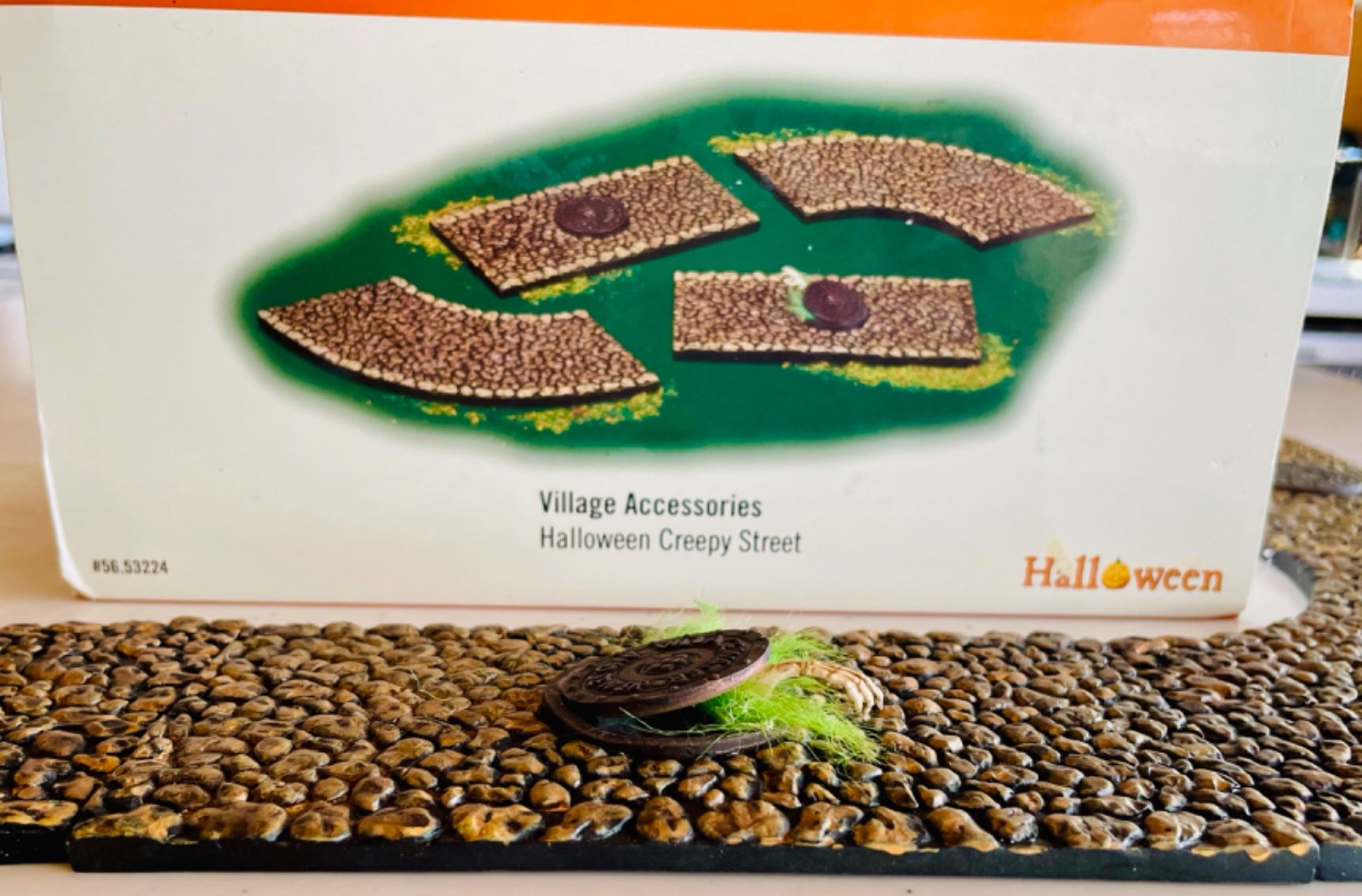 Dept 56 Halloween Village – Halloween Creepy Street. New in box.