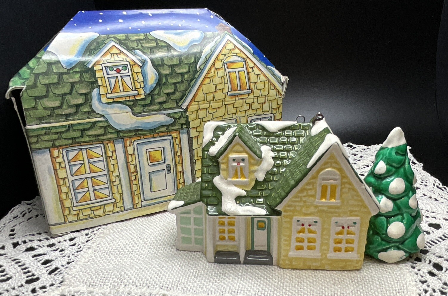 Dept 56 Snow Village Classic Ornament Series *Nantucket* Replica Issued 1978-Box