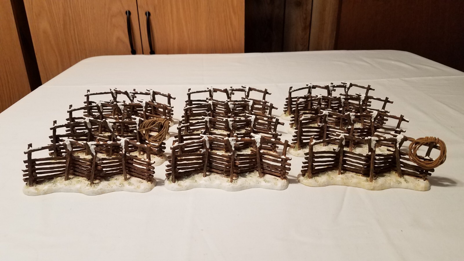 Dept 56 VILLAGES LOT Farm Workers Animals Fences 14 Items