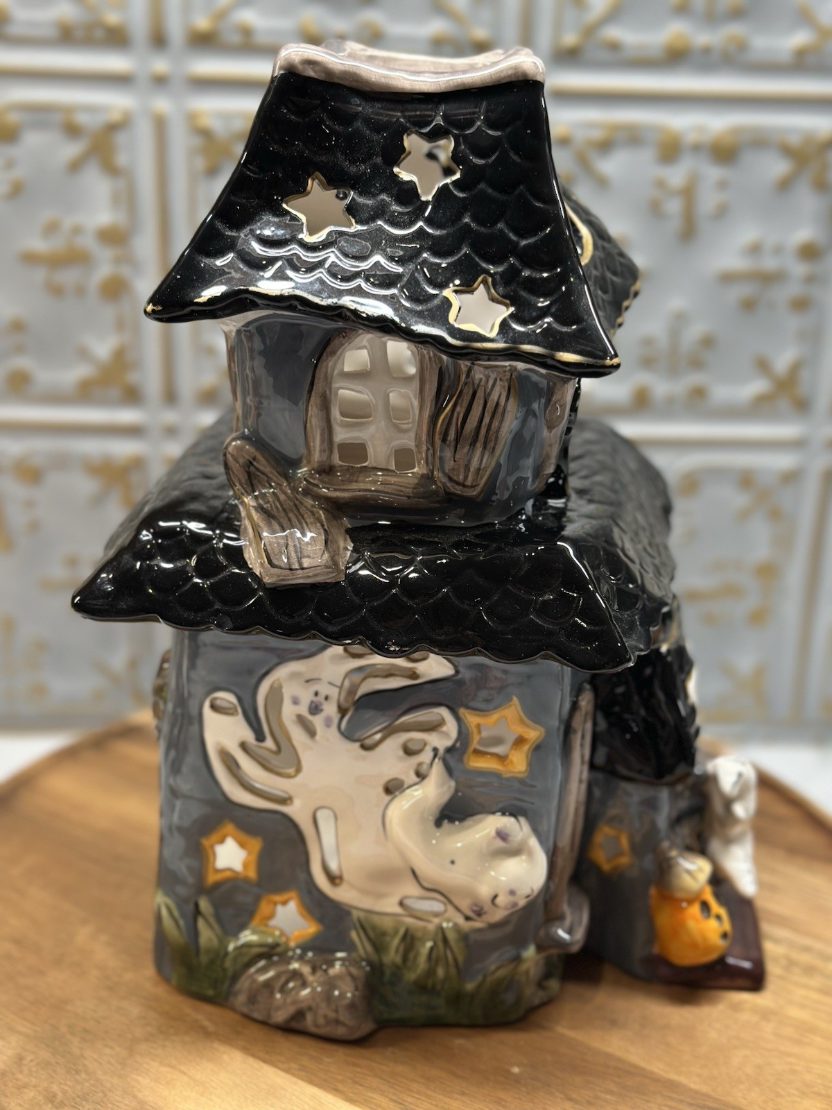 2009 Blue Sky Clayworks Ghostly Mansion, tea light house