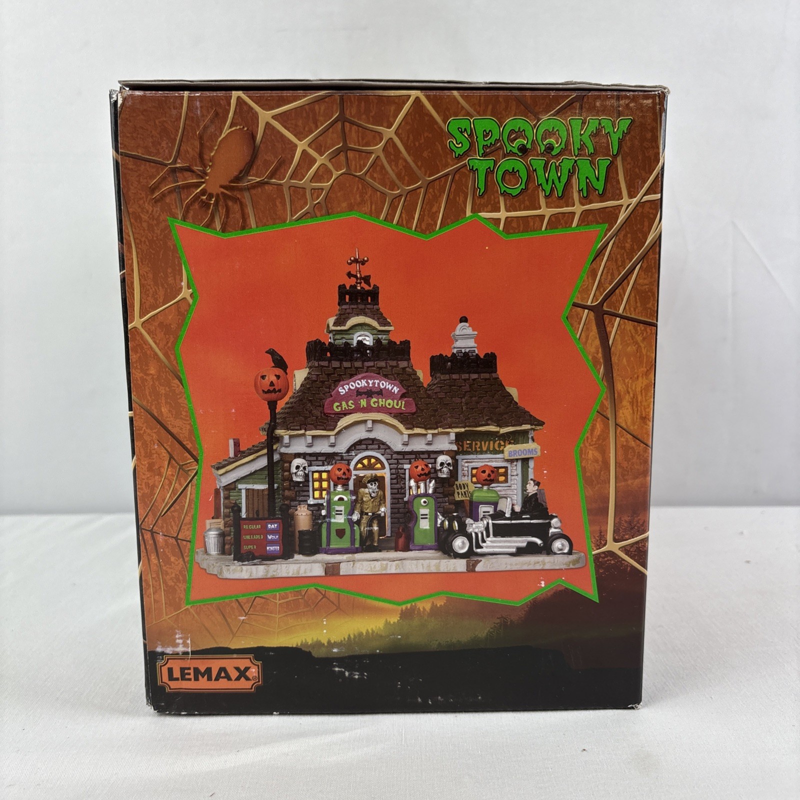 Lemax Halloween 2016 Spookytown Gas ‘N Ghoul #15194 NEW In Box