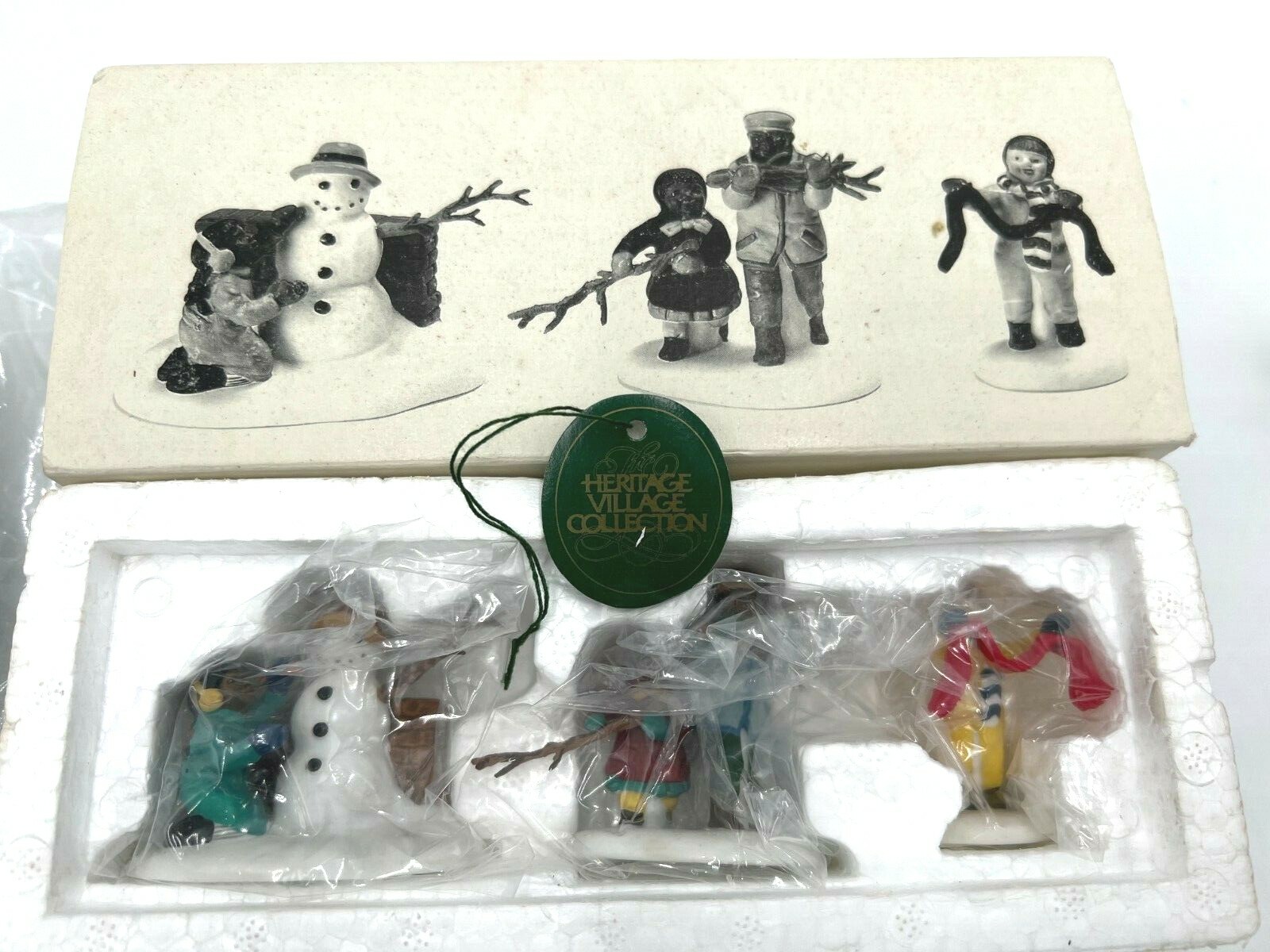DEPT 56 HERITAGE PLAYING IN THE SNOW 55565 SET OF 3 PLUS 2 BONUS TREES EXCELLENT