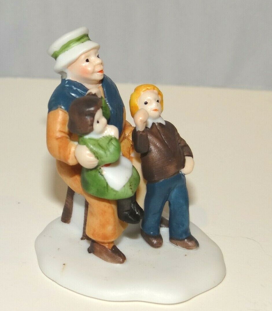Dept. 56 Heritage Village Collection David Copperfield Set of 5 #5551-4 Dickens