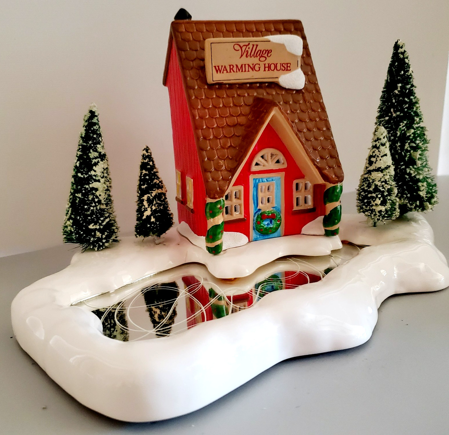Department 56 Snow Village Warming House #5145-4💖