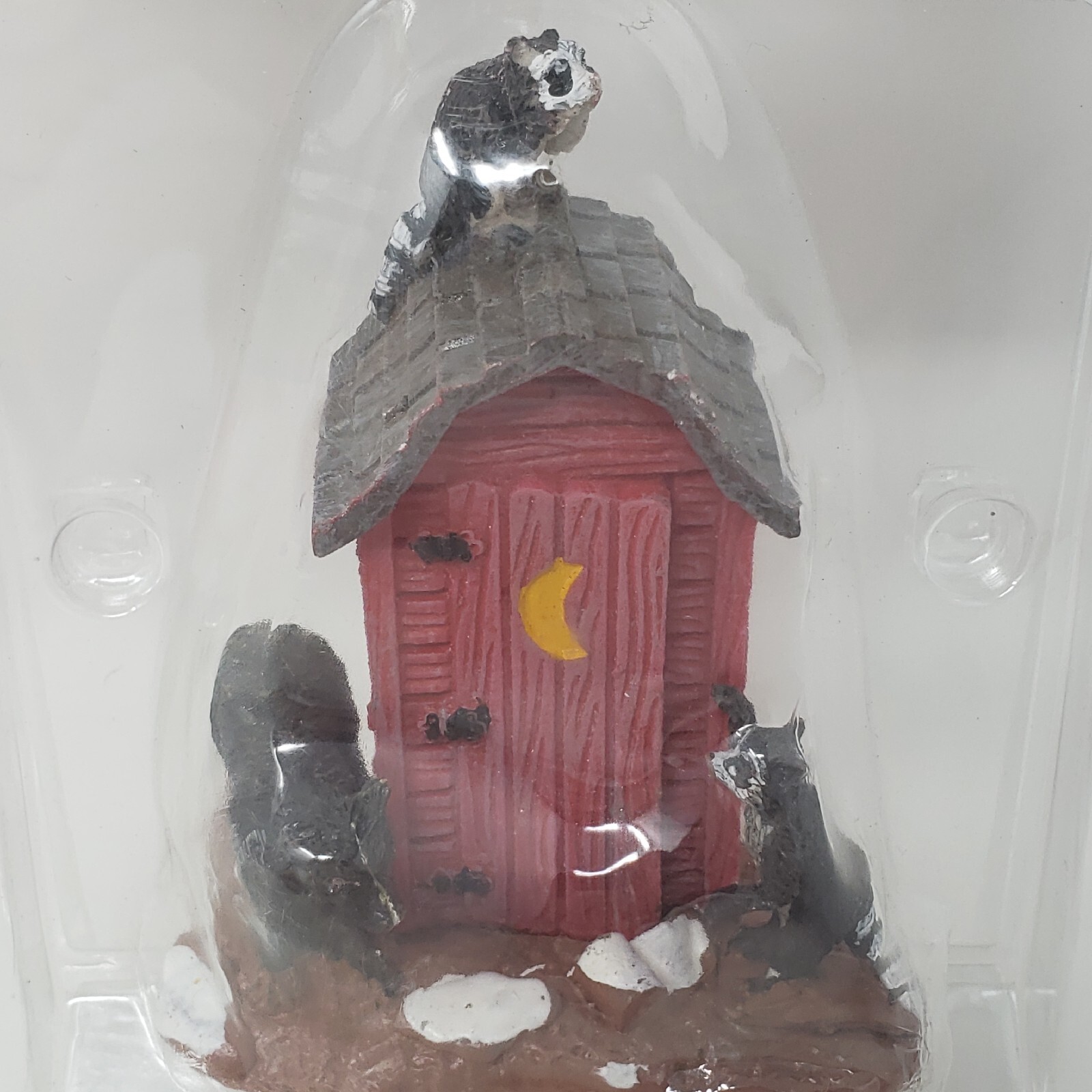 Lemax “Outhouse Marauders” #24492 – Village Outhouse w/ Bear, Raccoon