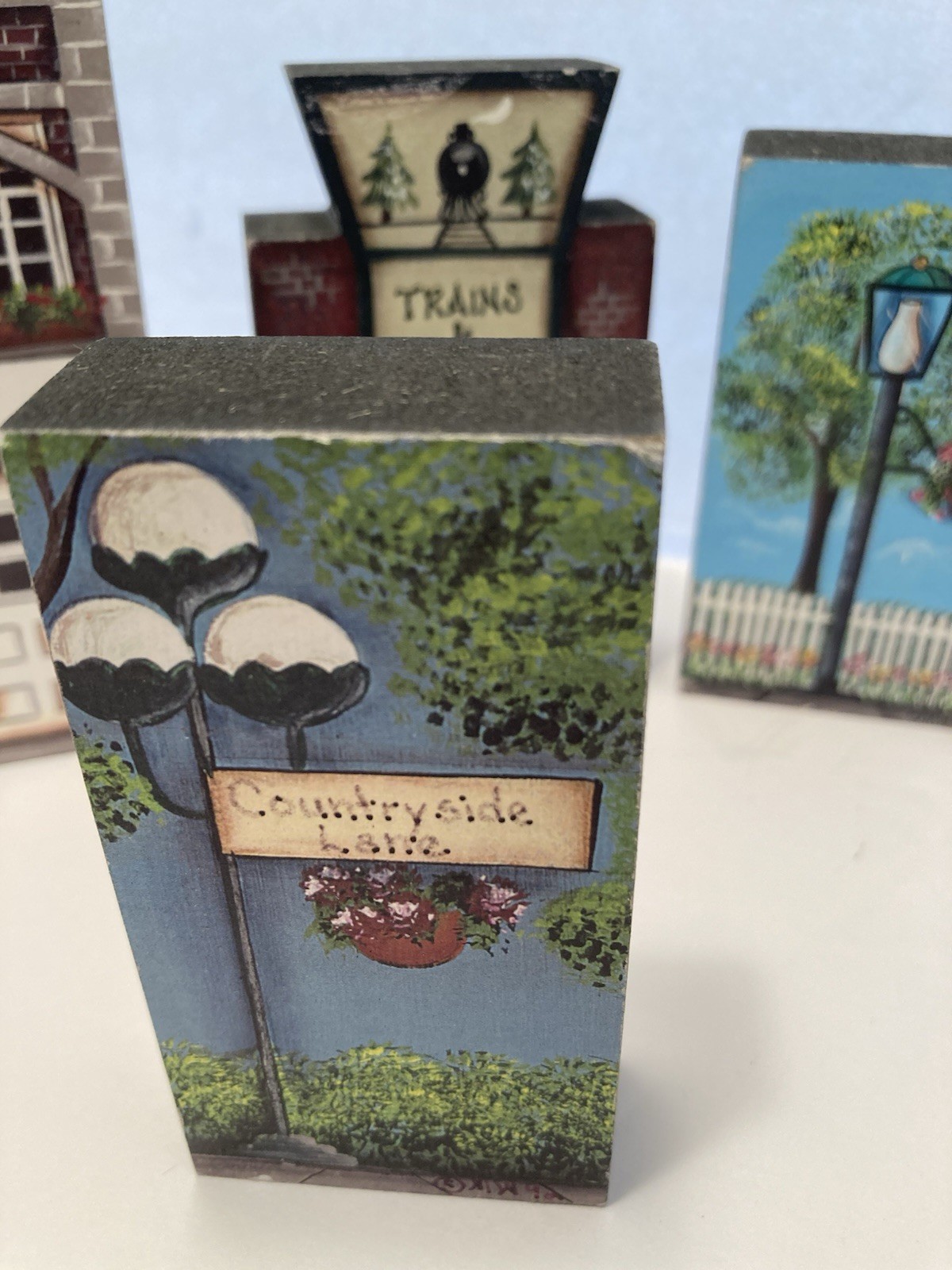 brandywine vintage wood craft shelf sitters (11) and (1) cats meow building