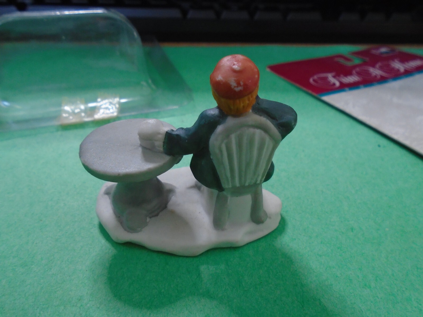 TRIM A HOME Village Accessory Polyresin Porcelain Figurine Man Drinking Coffee N