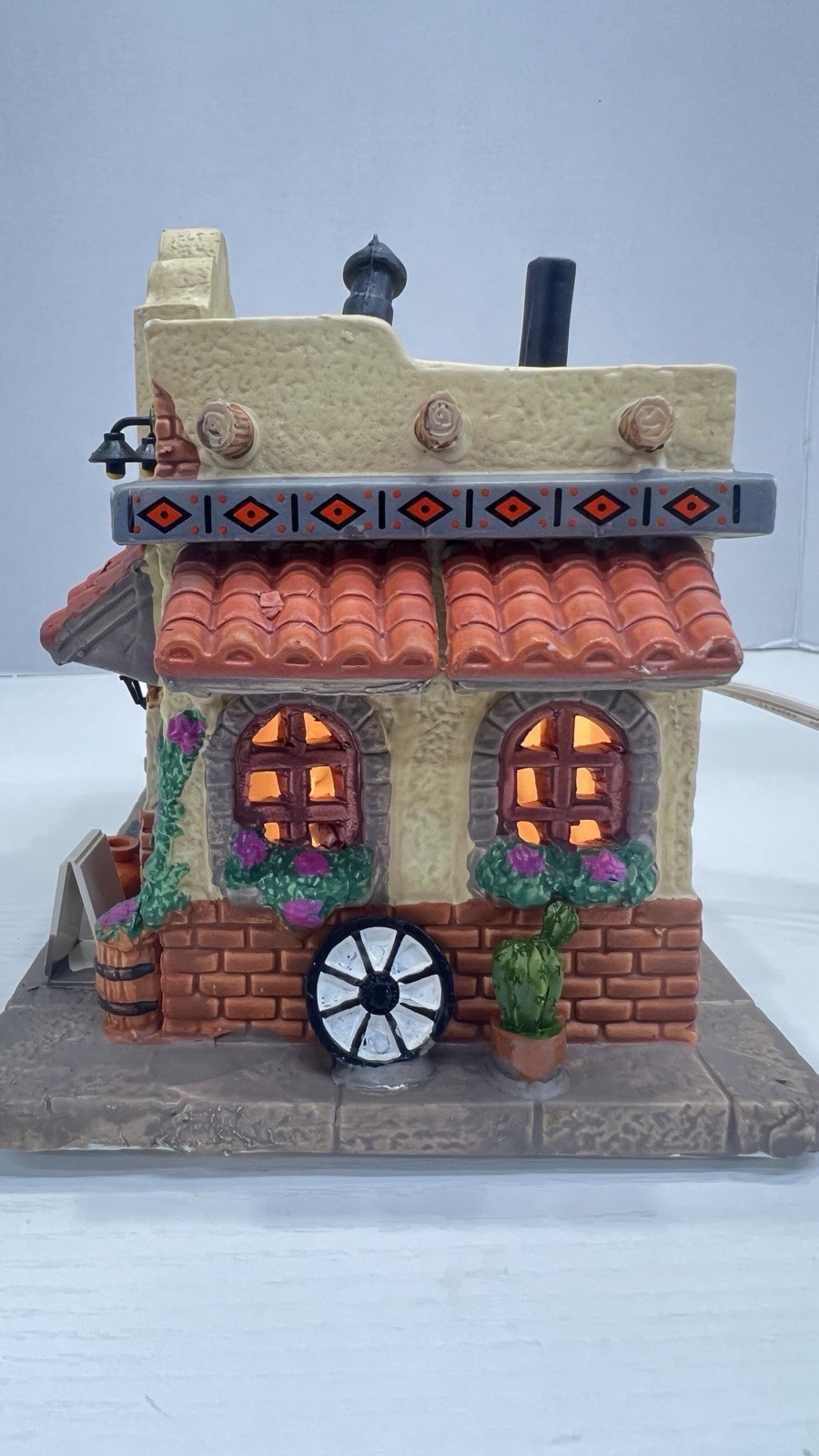Lemax Holidays And Seasons Taco Shop “Taco Fiesta” 35577 Retired RARE And NEW !