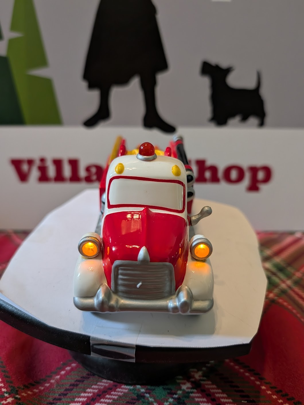 Dept 56 Snow Village – Village Fire Truck