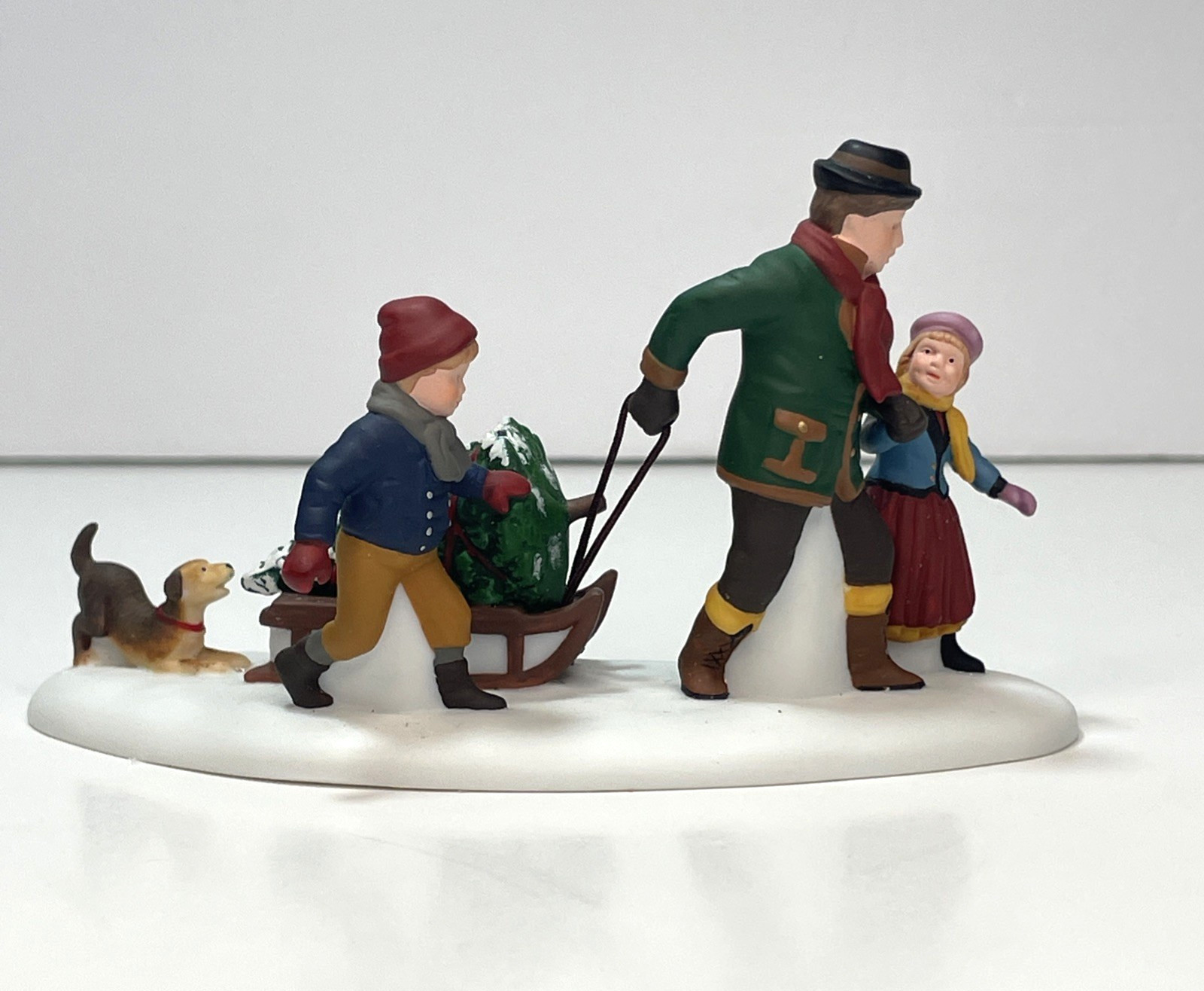 Dept 56 Heritage Village Collection The Family Tree Man Boy Girl Dog Accessory