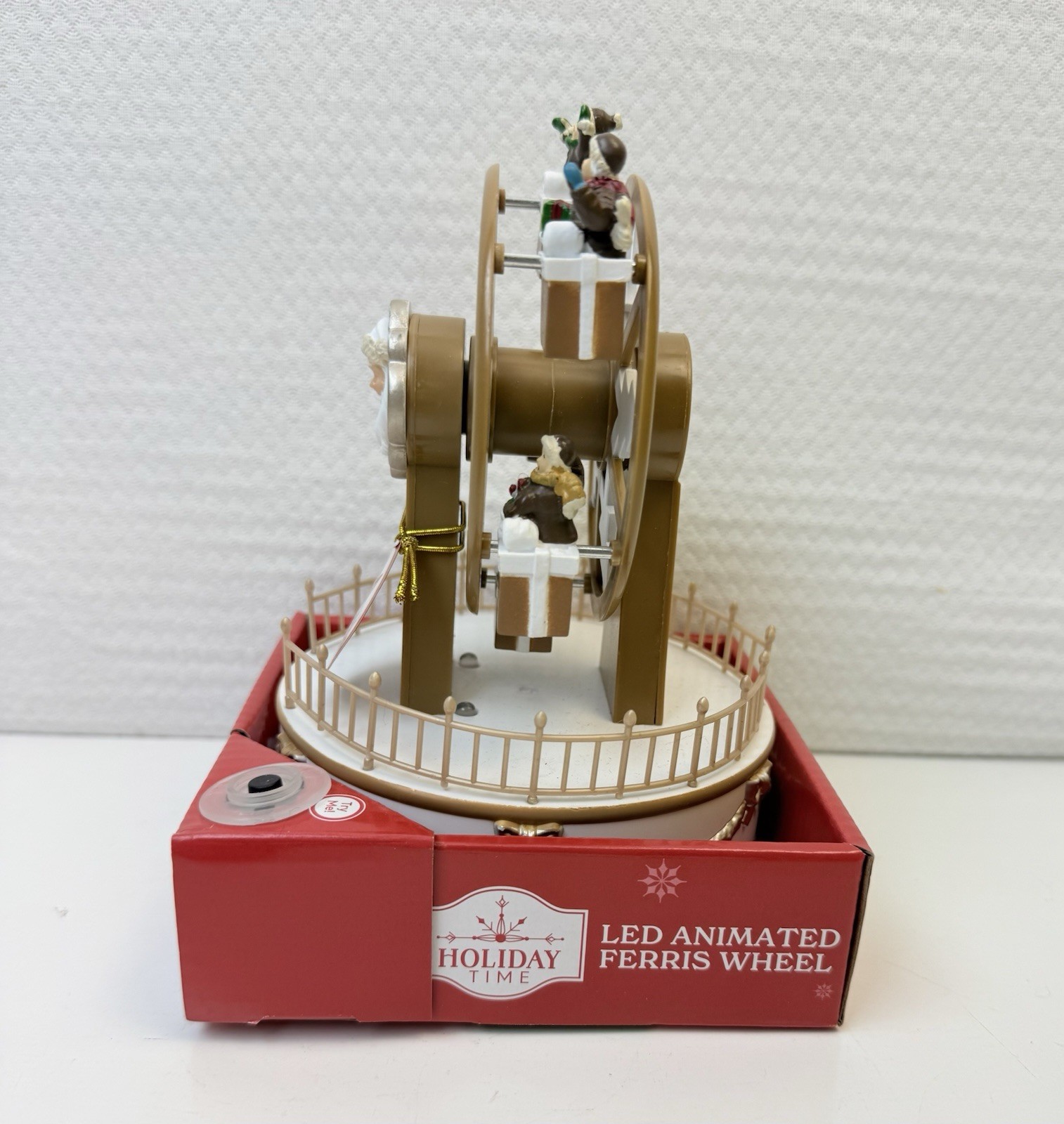 Animated Christmas Village Ferris Wheel Decorative Display6″ Holiday Time Works!