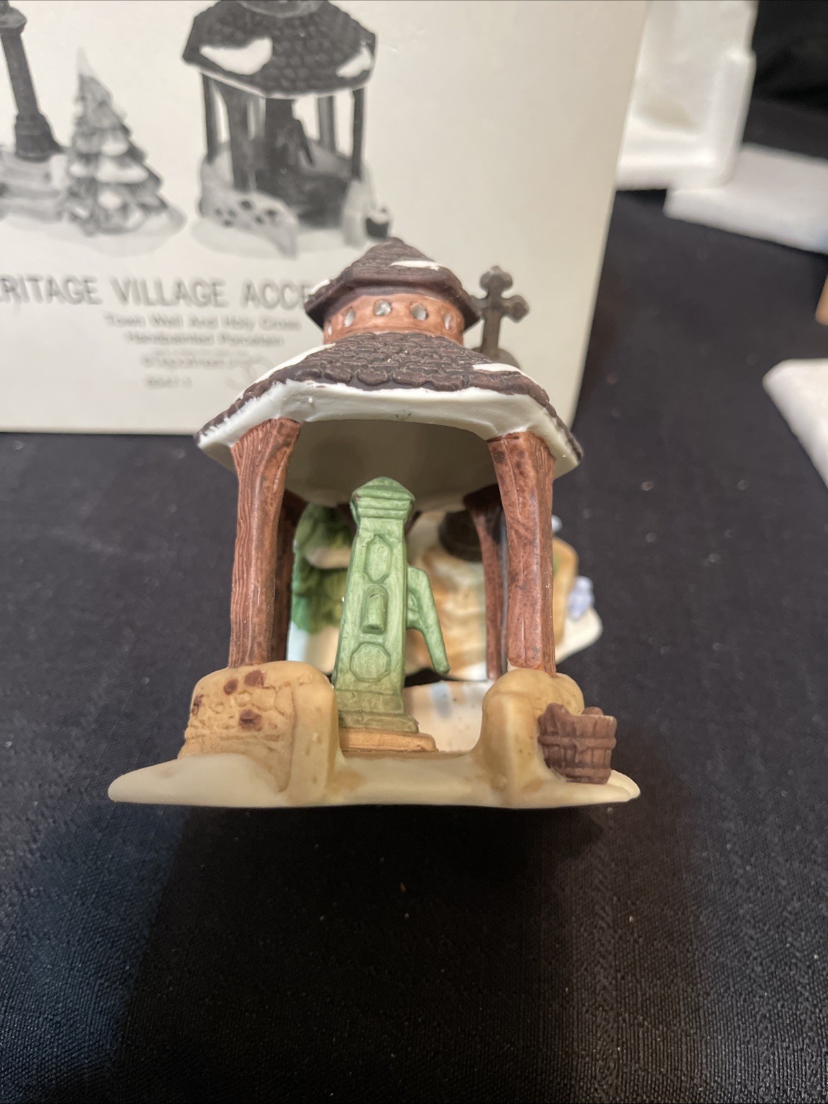 Dept. 56 Heritage Village “Village Well and Holy Cross” #6547-1 In Original Box