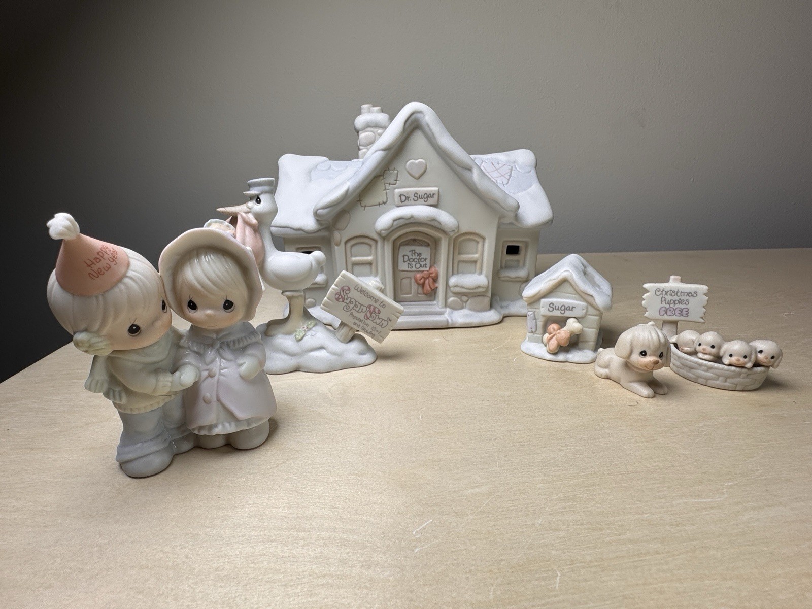 Precious Moments Sugar Town 5 Pc Lot Dr.’s Office w/Boxes Nightlight 1994 VTG