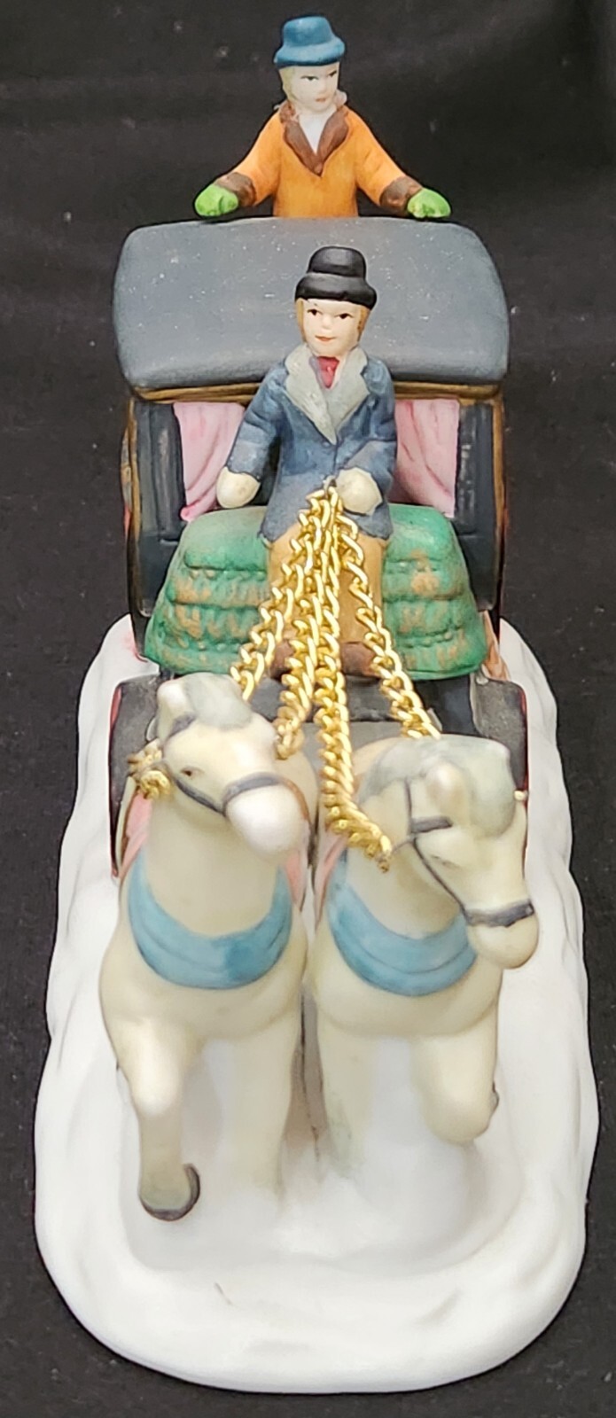 Dickens HORSE DRAWN CARRIAGE buggy Christmas Village building accessory DAMAGED