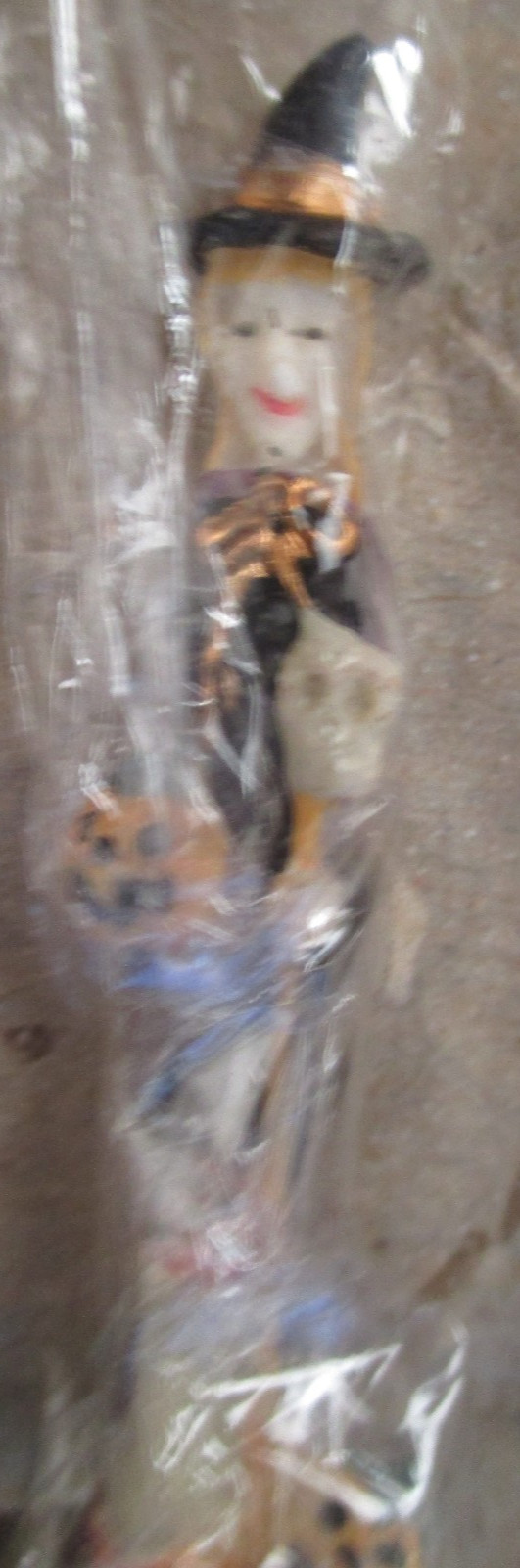 Light Up Halloween Village Houses ~ Porcelain/Ceramic ~ 4 Houses ~ 5 Figurines