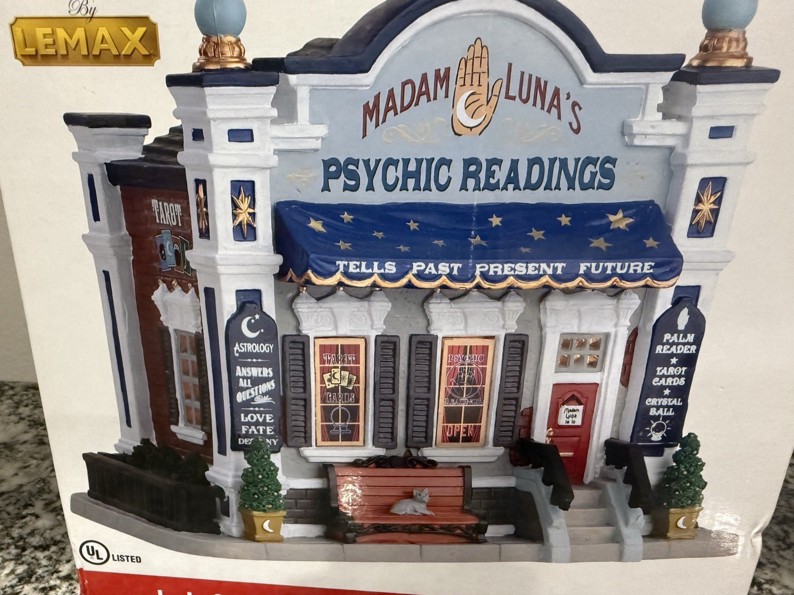 Lemax Coventry Cove Village Madam Luna’s Psychic Readings Shop — BRAND NEW