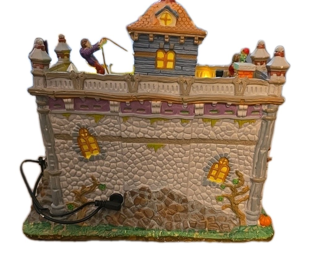 Lemax Spooky Town Horror High School w/ box – Lights Works!