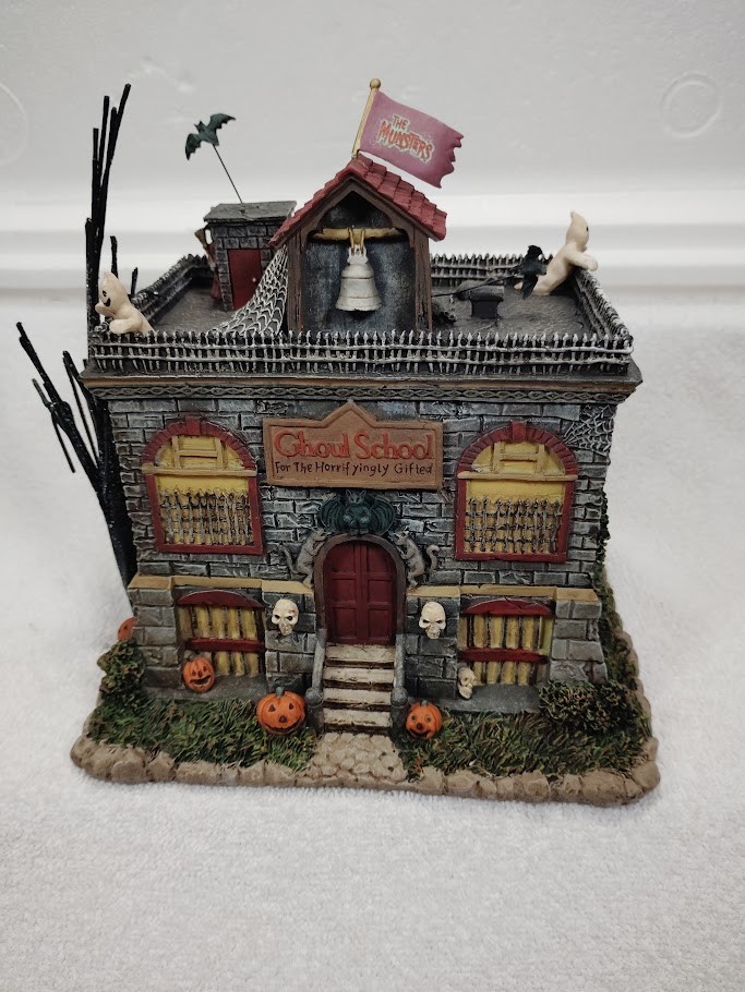 Hawthorne Village 2005 The Munsters Eddie’s School House “GHOUL SCHOOL” # A213