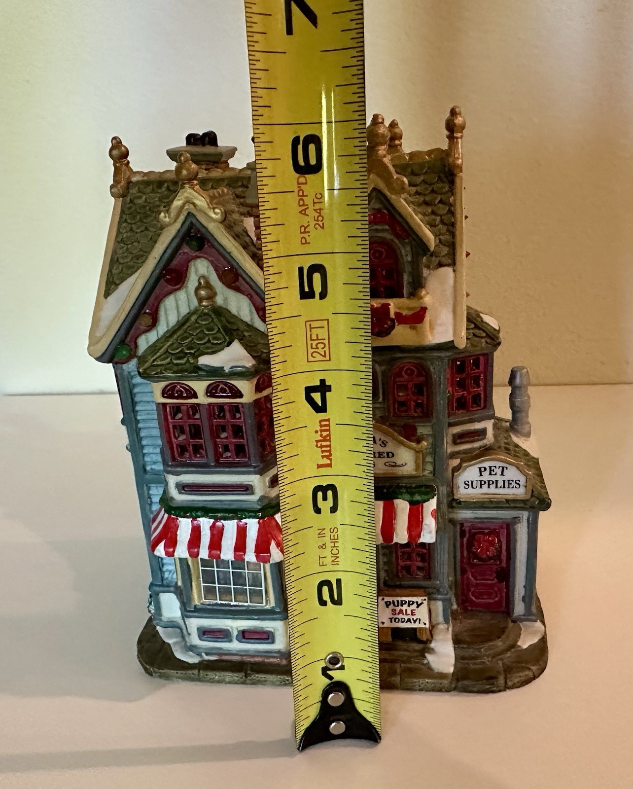 Vintage 2002 Lemax Village Porcelain House Paula’s Pampered Pets – Works
