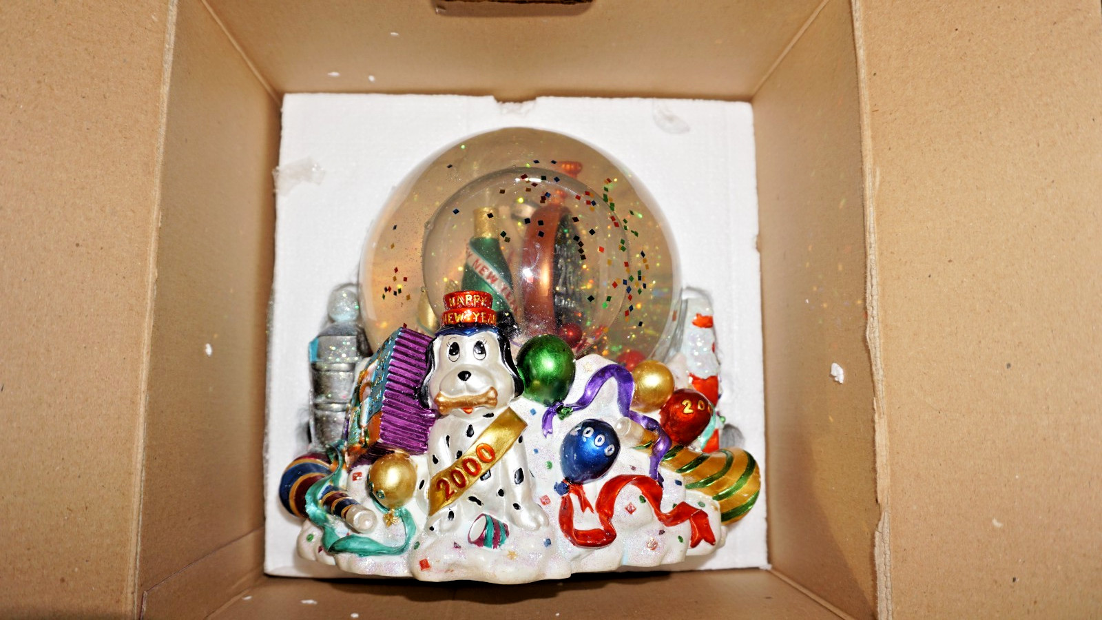 Christopher Radko Millennium 2000 New Year’s Glitter Musical Snow Globe OPEN BOX