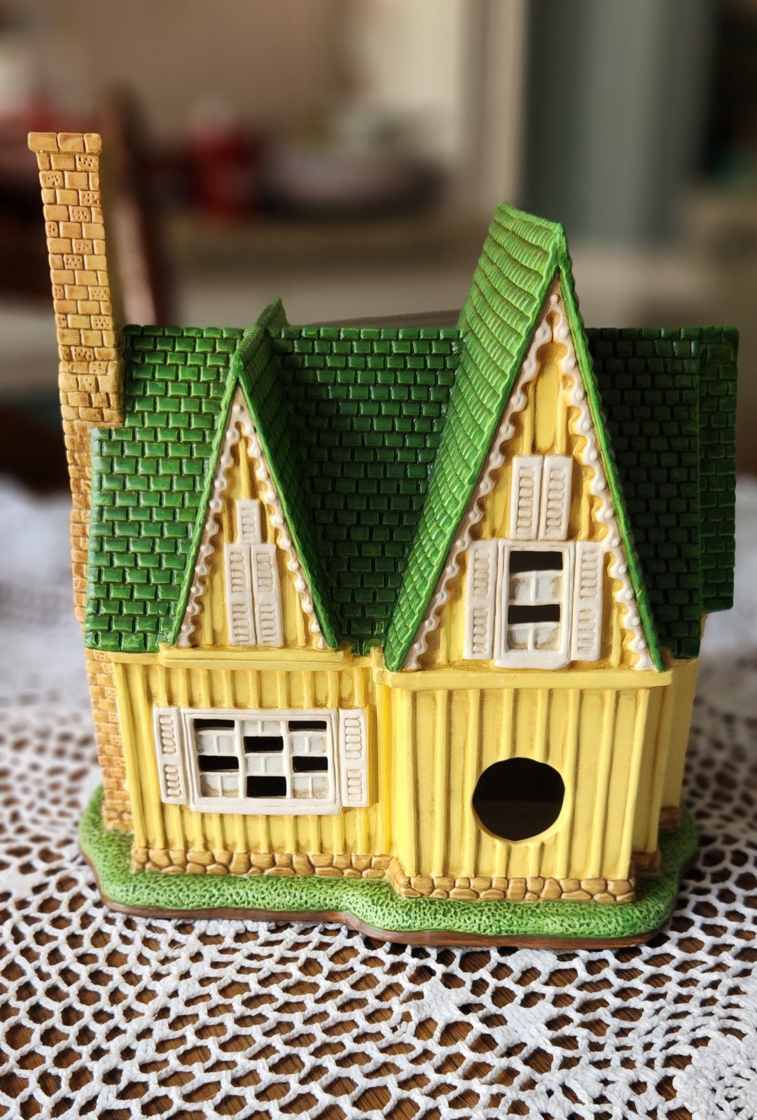 VGT 1999 Lefton “Bradley House” Lighted Colonial Village Ltd Edition 1181/4500