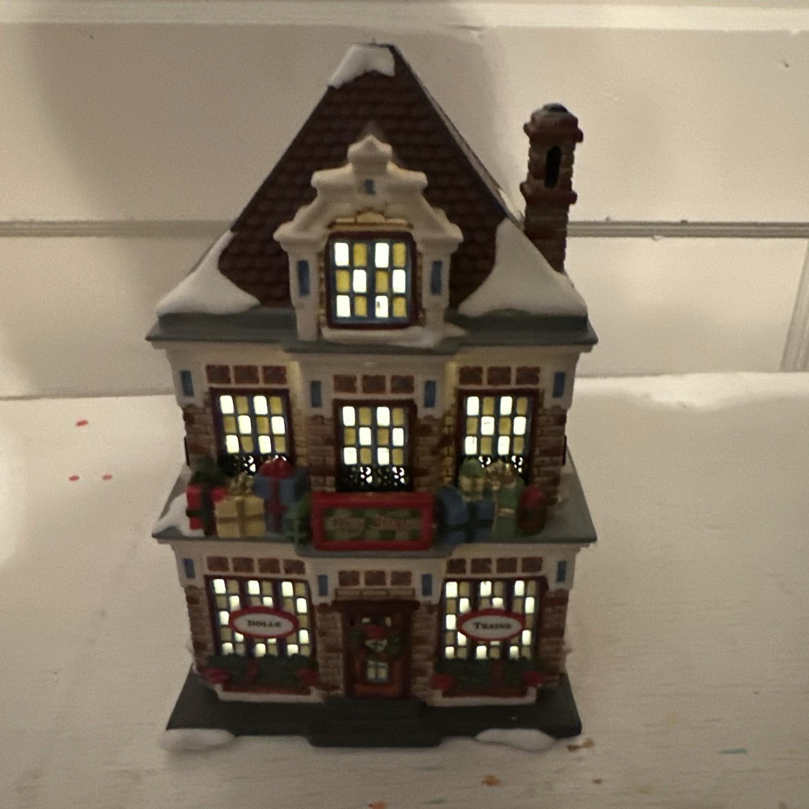 Dept 56 Accents, Main Street , Toy Shop ,Display Anywhere Lights, Works, in Box
