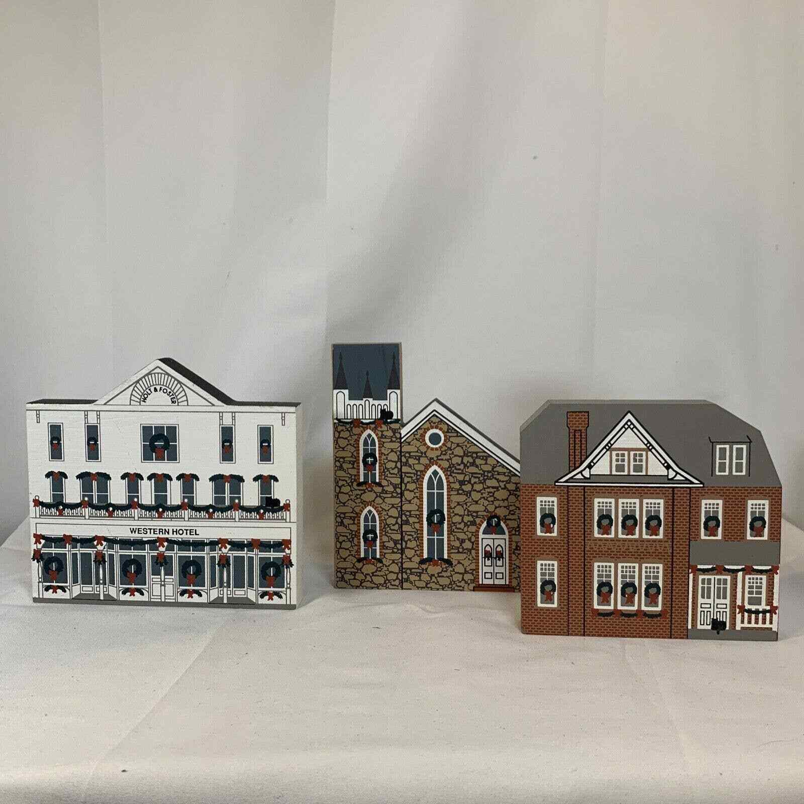 Cats’ Meow Rocky Mountain Christmas Lot of 3: Western Hotel, Wheeler-Stallard
