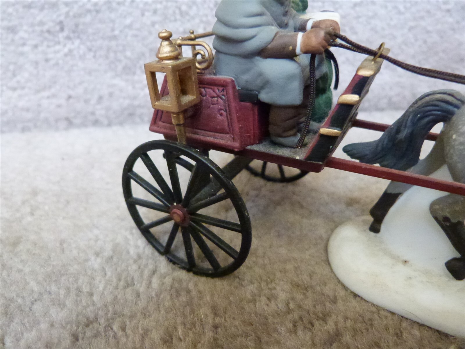 VINTAGE Department 56 Heritage Village 58401 RED CHRISTMAS SULKY Figure 6″