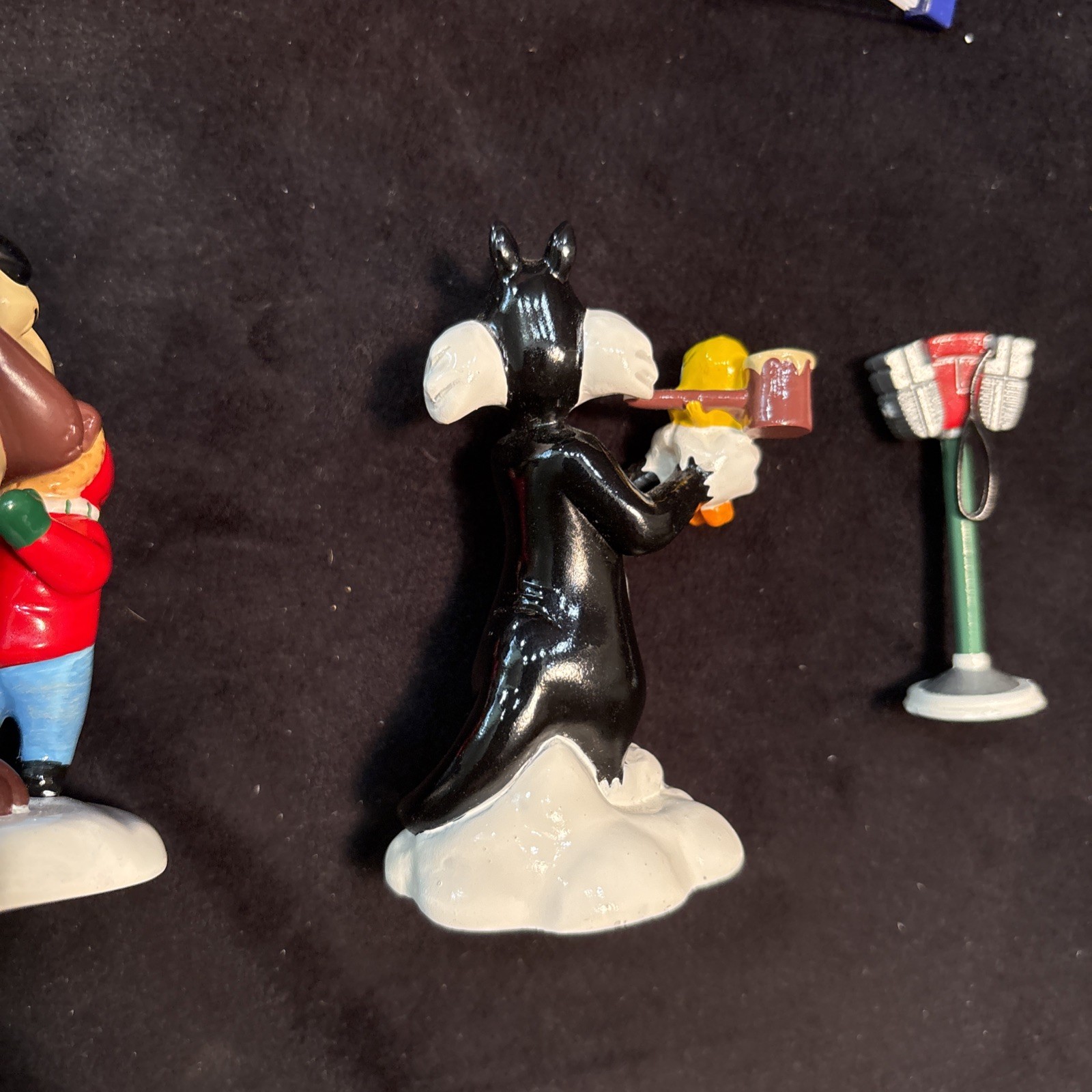 Department 56 Snow Village Looney Tunes Animation Film Festival Nice! Freeship!