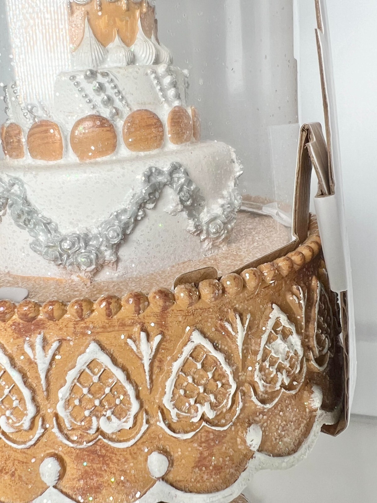 Martha Stewart Christmas Gingerbread Tiered Cake Cloche Dome Silver White H23-9