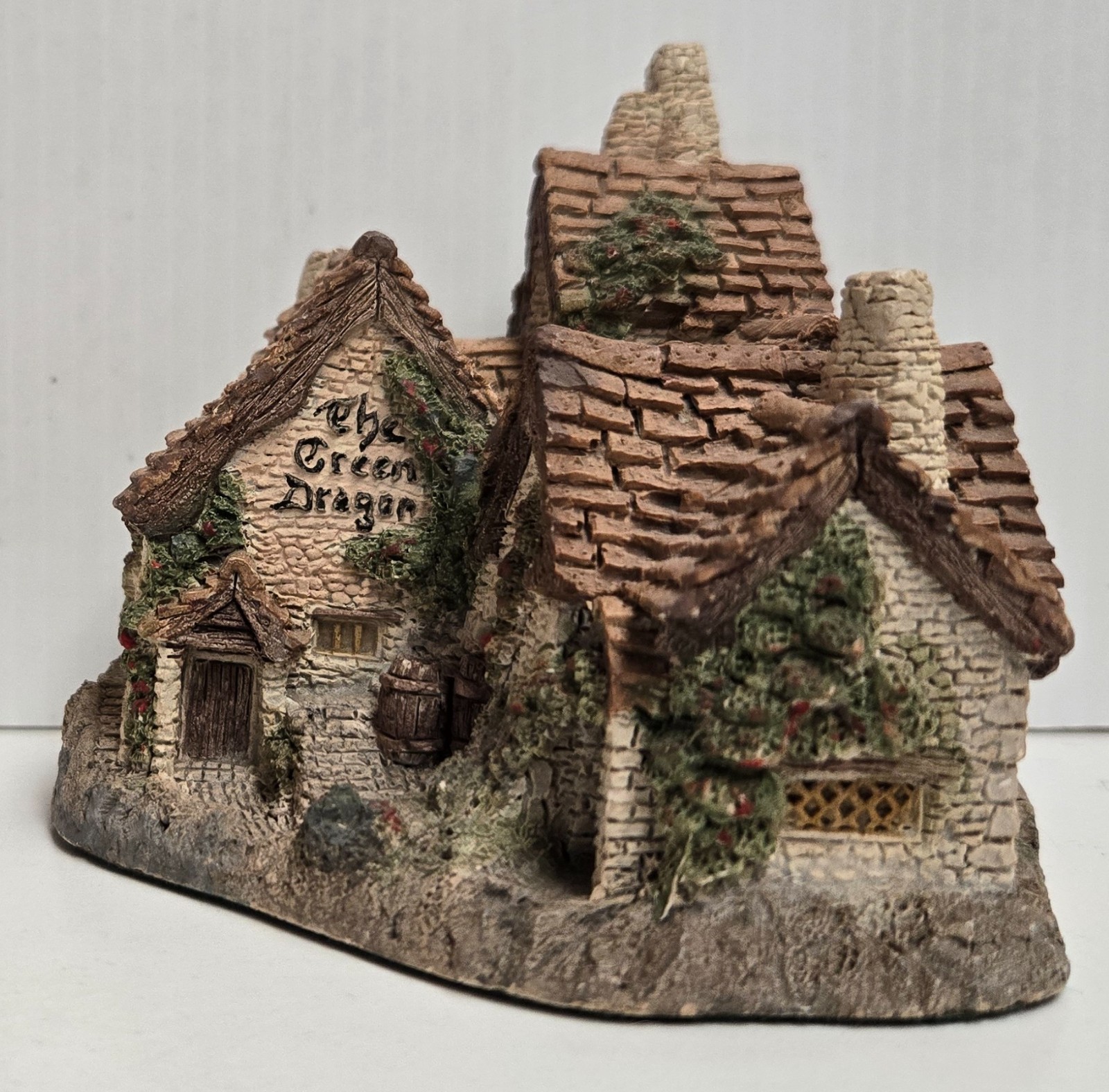 David Winter Green Dragon c1983-96 Miniature English Pub Handmade in Hampshire