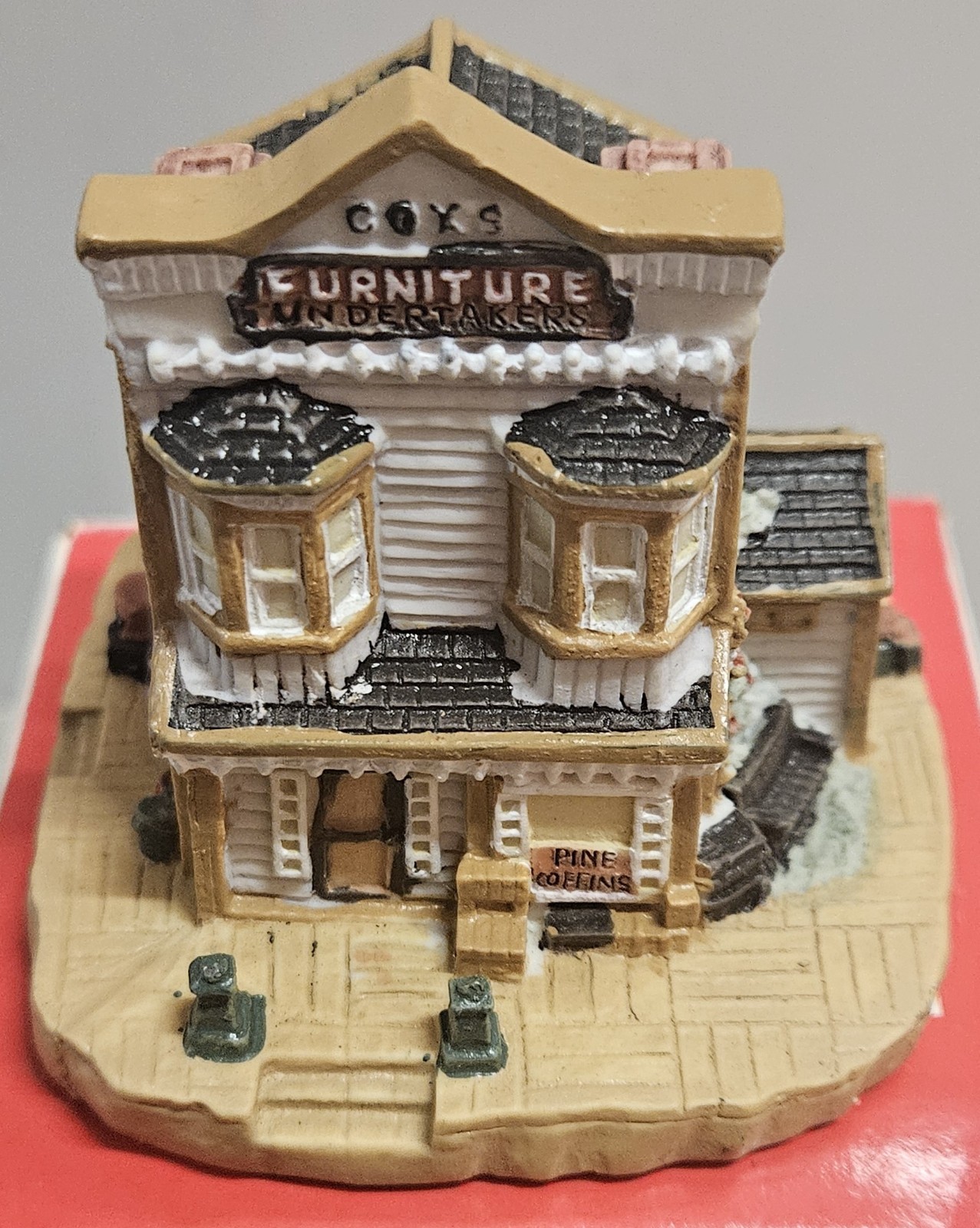 Liberty Falls Collection AH38 | Americana Christmas Village | Cox’s Furniture