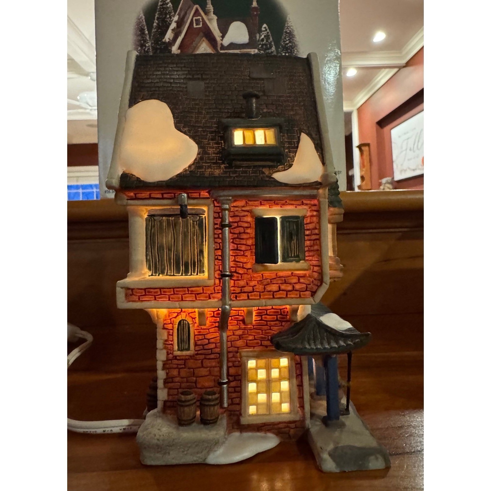 The China Trader Department 56 Dickens Village 58447 Christmas Village