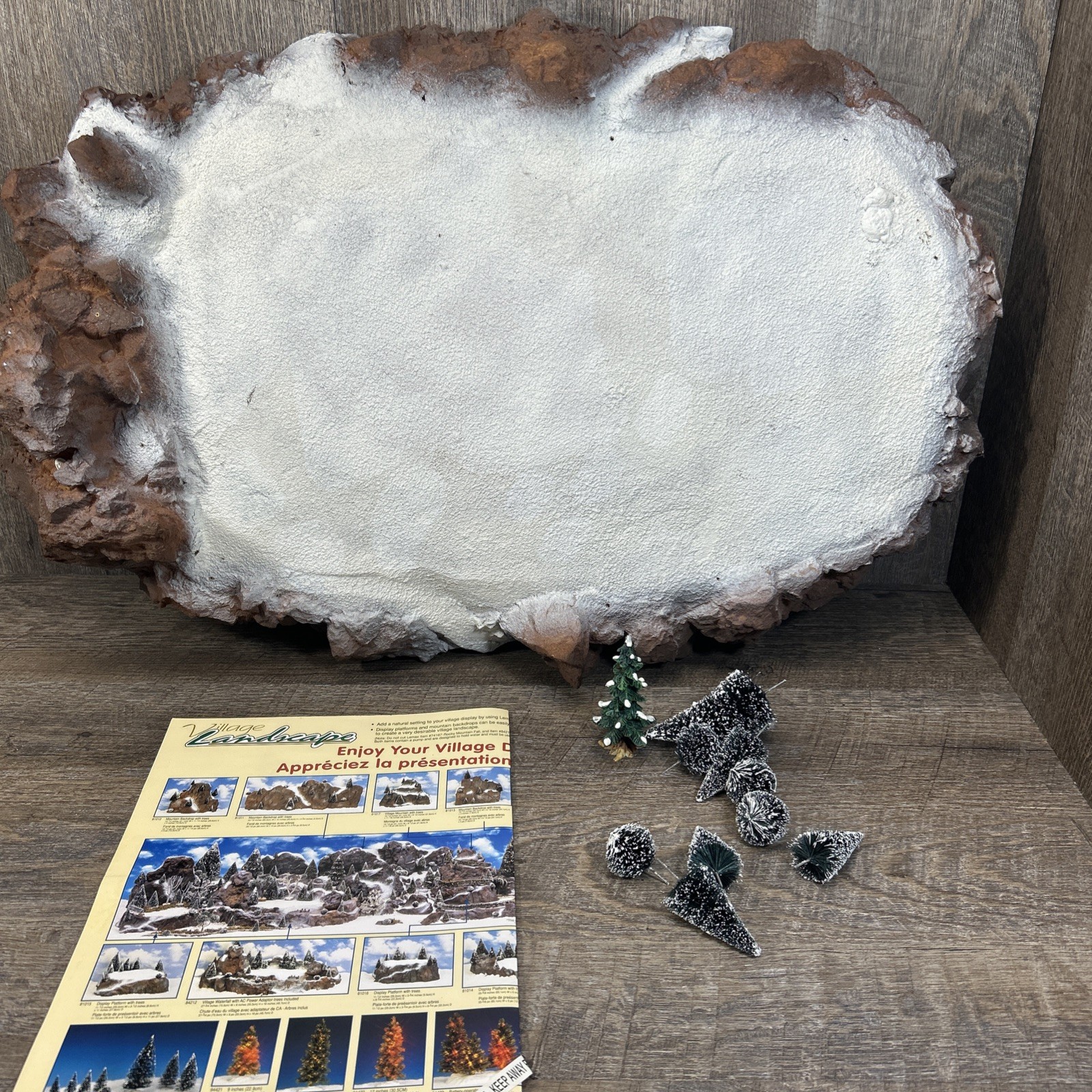 Lemax Landscape Accent Large Village Collection Display Platform 1998 W/Box