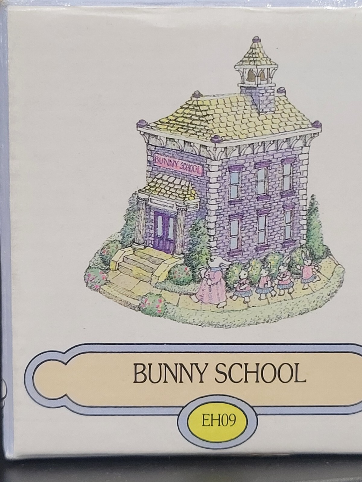 The bunny Family Village Bunny School EH09 1995