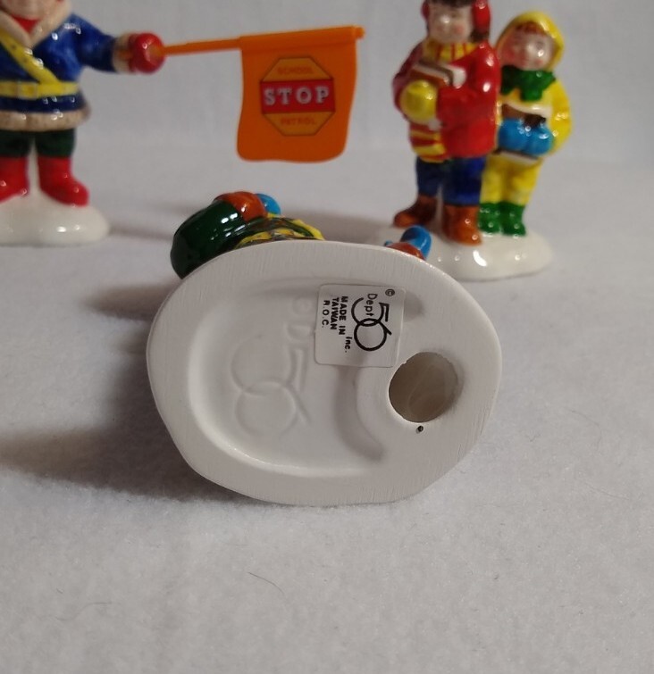 Department 56 “Safety Patrol” #5449-6 Snow Village Series Accessories Set no box