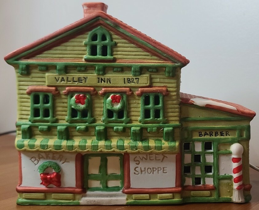 Vtg Christmas Village Bakery/Sweet Shoppe/Barber “Valley Inn 1827” 6″H x 7″L #F5