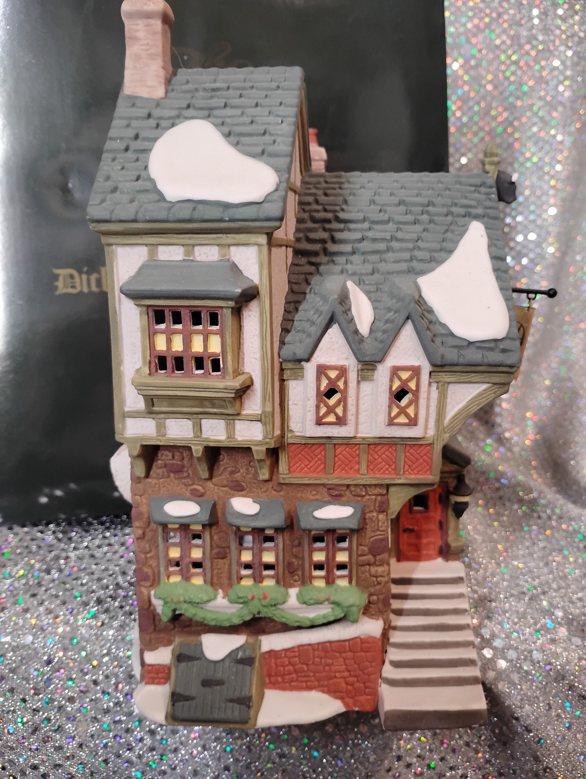 Dept 56 Dickens Village Series The Pied Bull Inn 57517; 2nd Edition, 1993 Vtg.