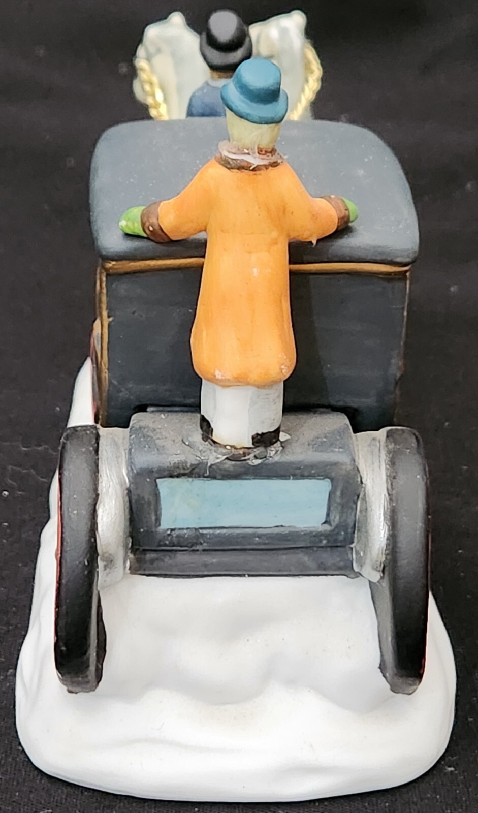 Dickens HORSE DRAWN CARRIAGE buggy Christmas Village building accessory DAMAGED