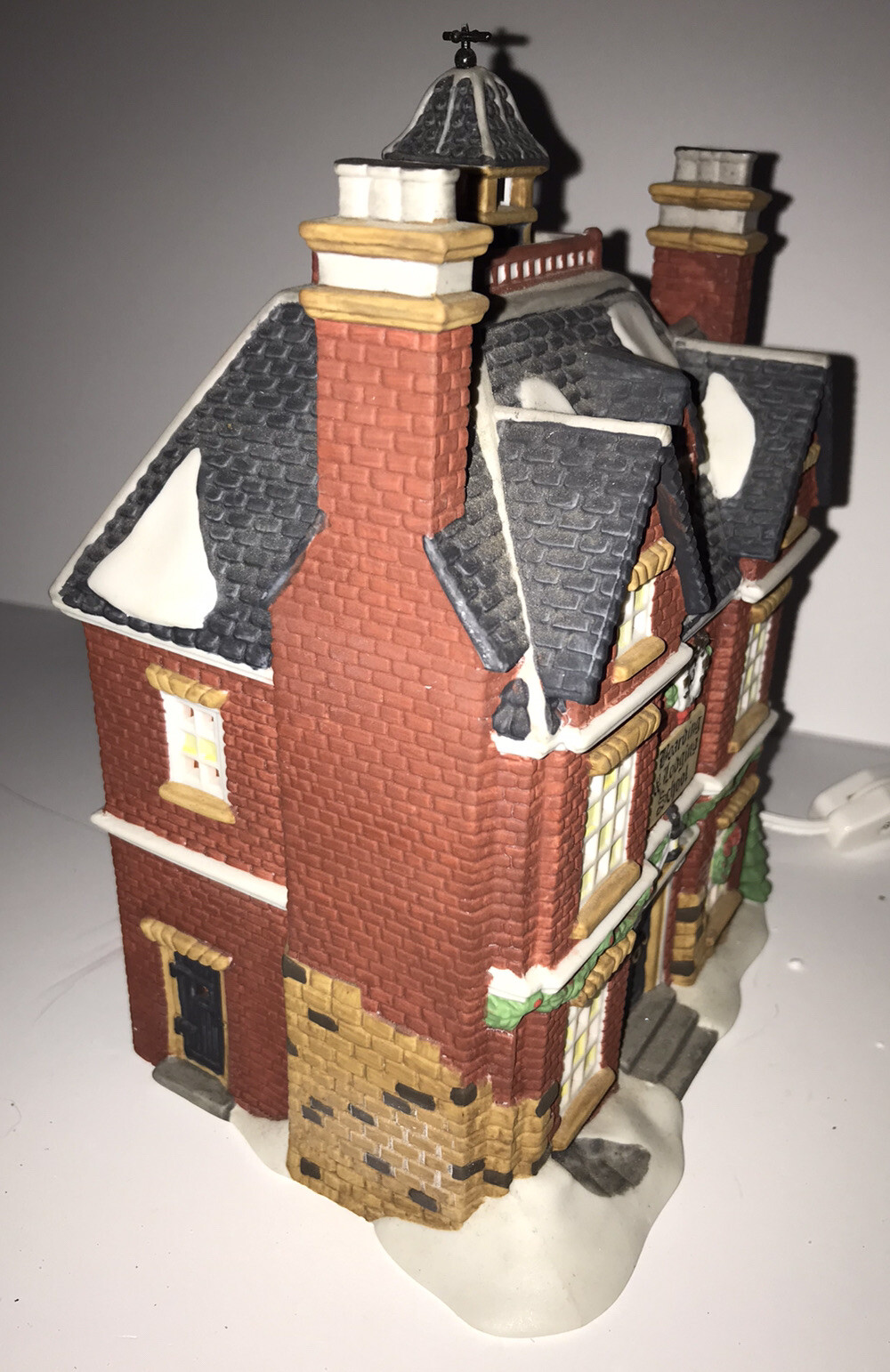 Department 56 Boarding & Lodging School 5810-6 Dickens Village Series Heritage